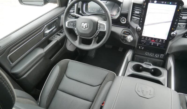 
 RAM 1500 full									