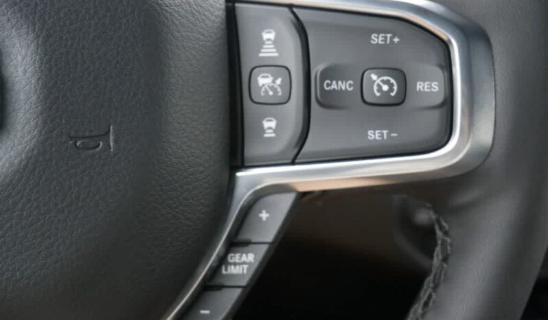 
 RAM 1500 full									