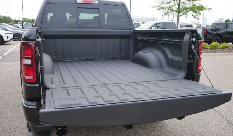 
 RAM 1500 full									