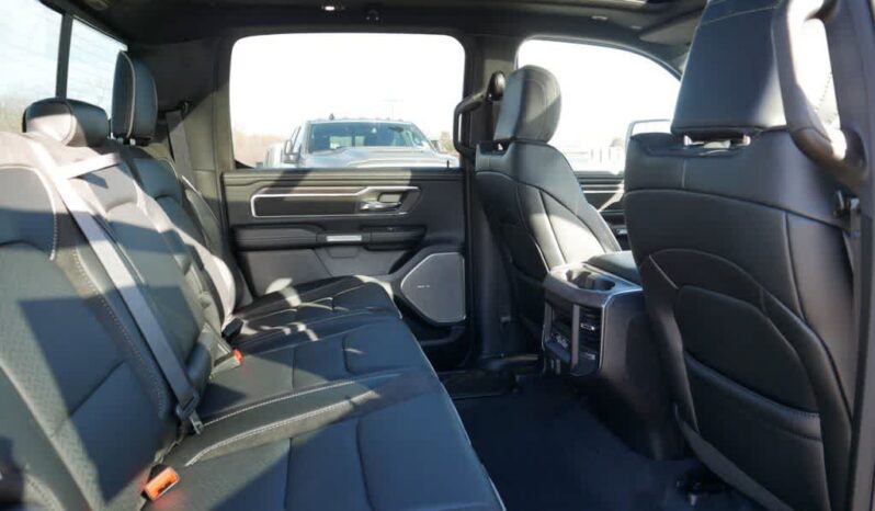 
 RAM 1500 full									