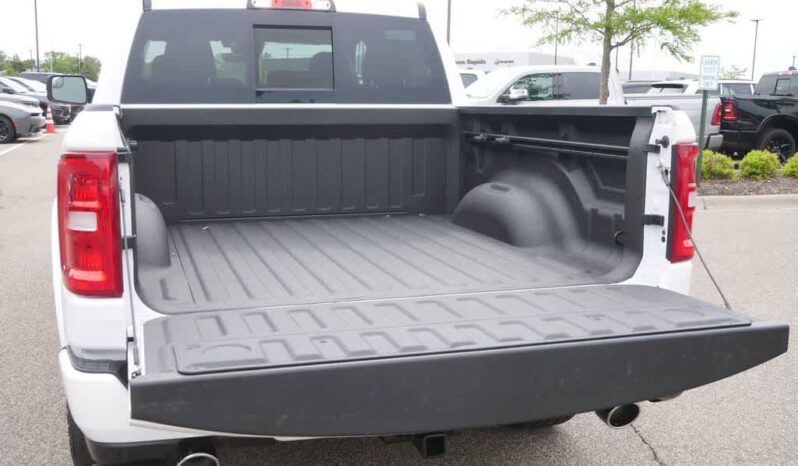 
 RAM 1500 full									