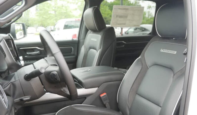 
 RAM 1500 full									