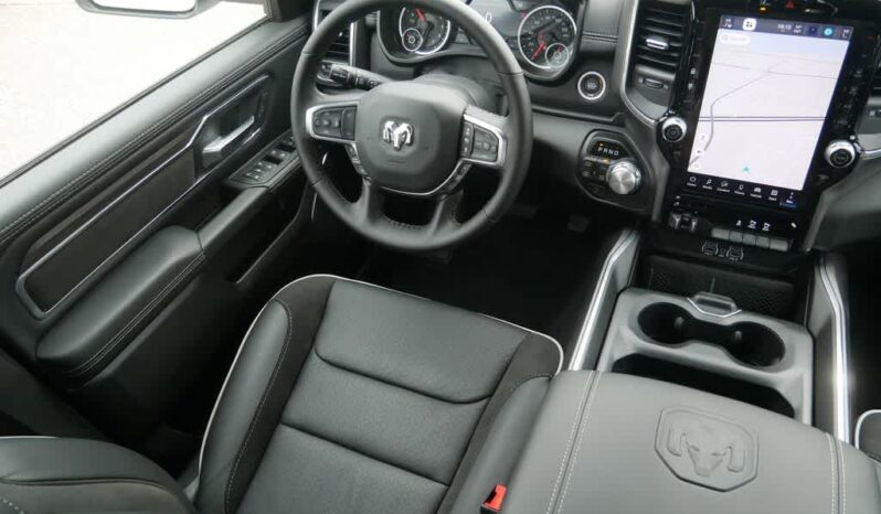 
 RAM 1500 full									