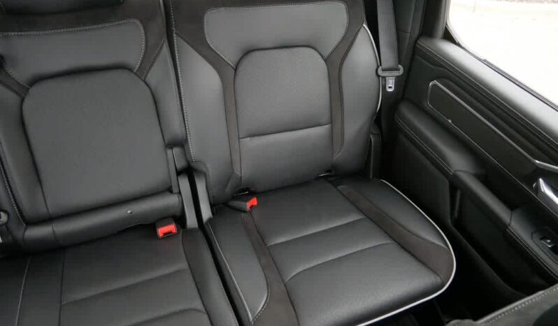 
 RAM 1500 full									