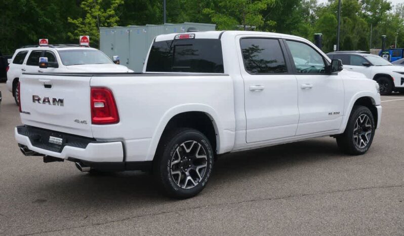 
 RAM 1500 full									