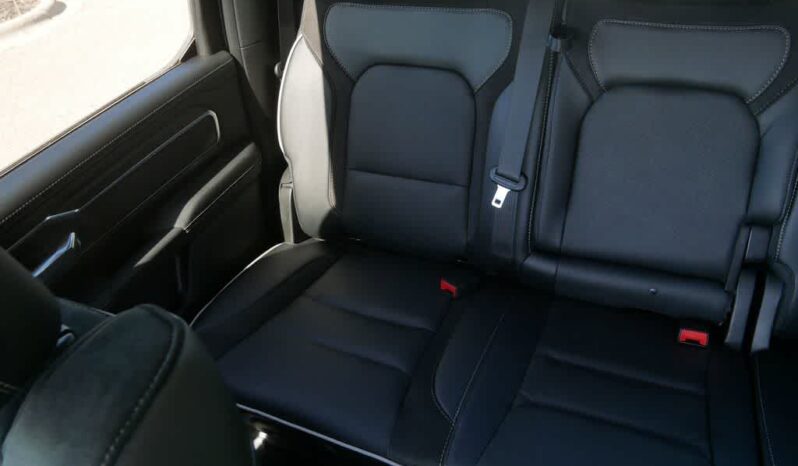 
 RAM 1500 full									