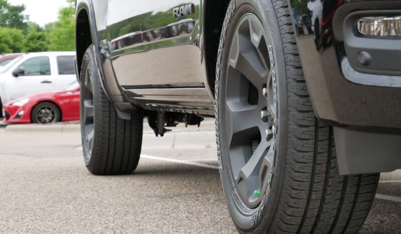 
 RAM 1500 full									