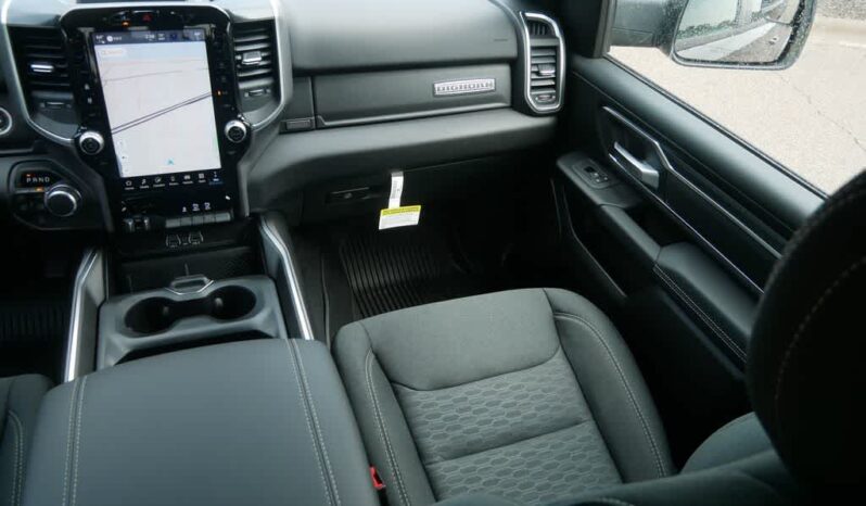 
 RAM 1500 full									