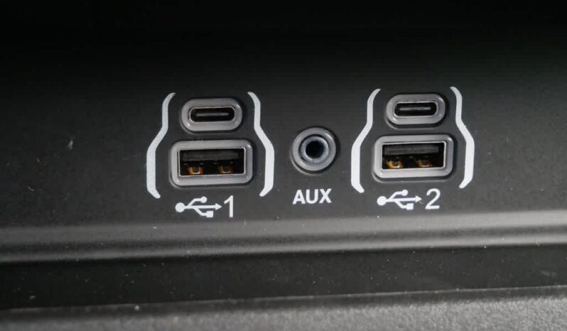 
 RAM 1500 full									