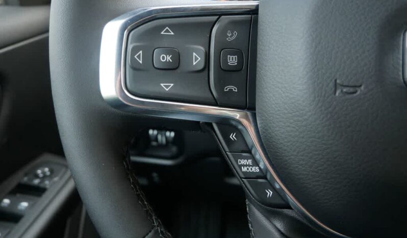 
 RAM 1500 full									