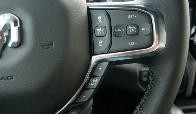 
 RAM 1500 full									