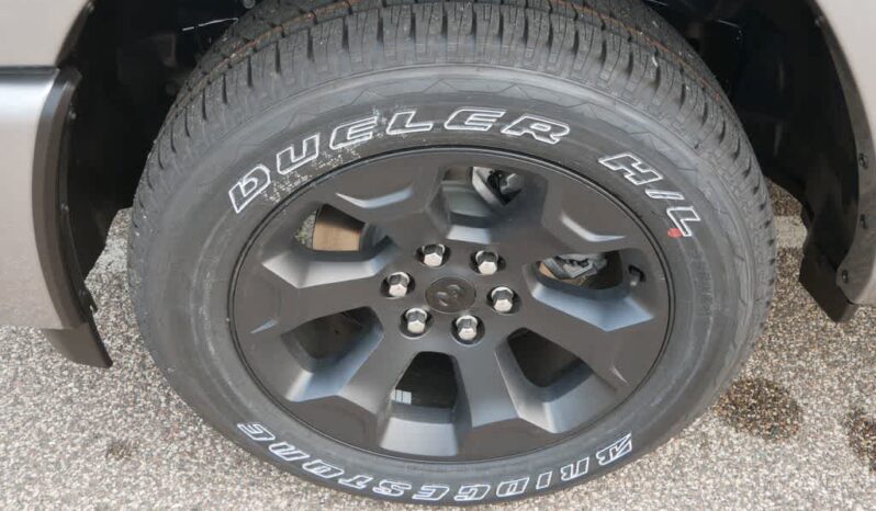 
 RAM 1500 full									