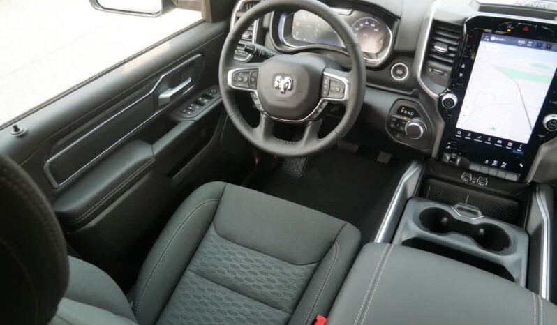 
 RAM 1500 full									