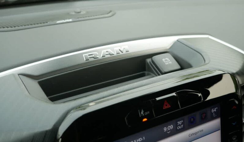 
 RAM 1500 full									