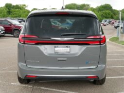 
 Chrysler Pacifica full									