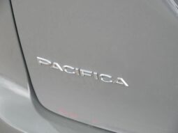 
 Chrysler Pacifica full									