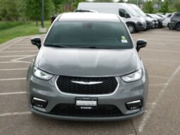 
 Chrysler Pacifica full									