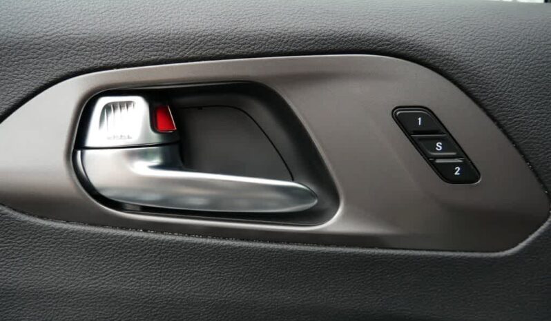 
 Chrysler Pacifica full									