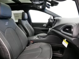 
 Chrysler Pacifica full									
