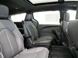 
 Chrysler Pacifica full									
