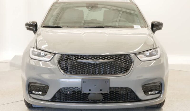 
 Chrysler Pacifica full									