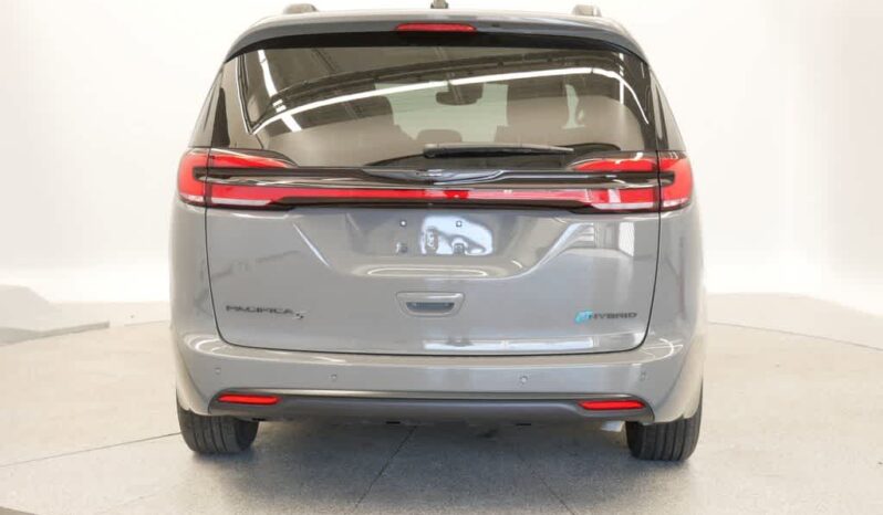 
 Chrysler Pacifica full									