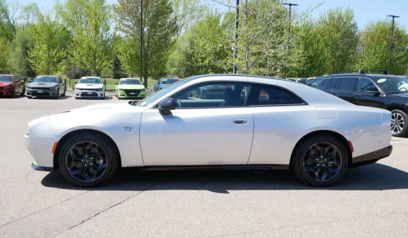 
 Dodge Charger Daytona full									