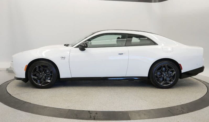 
 Dodge Charger Daytona full									