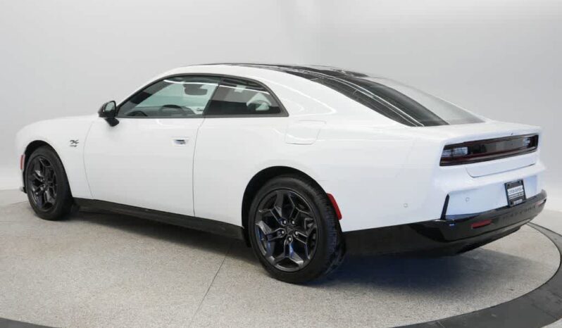 
 Dodge Charger Daytona full									