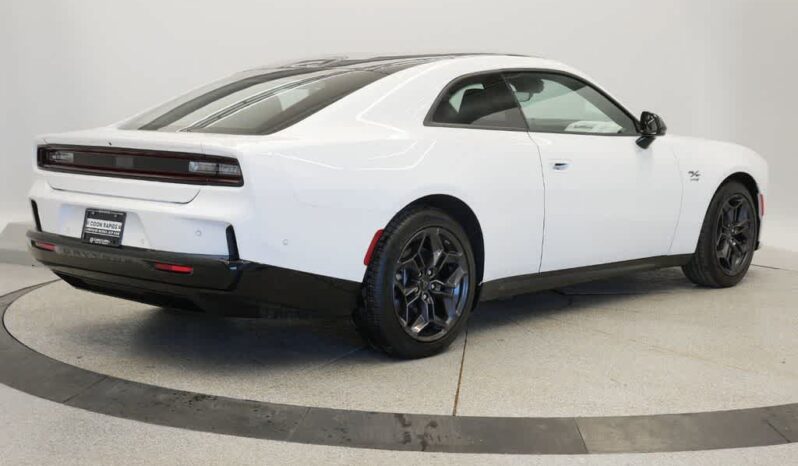 
 Dodge Charger Daytona full									
