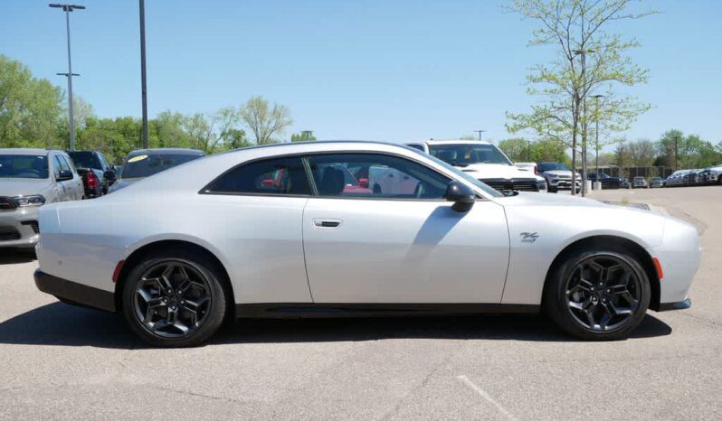
 Dodge Charger Daytona full									