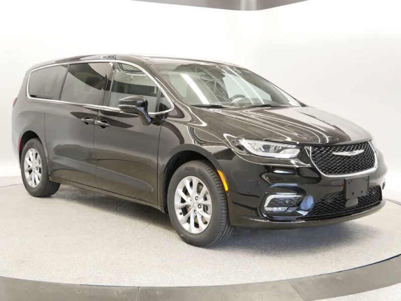 Chrysler Pacifica