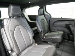 
 Chrysler Pacifica full									