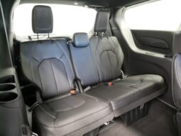 
 Chrysler Pacifica full									