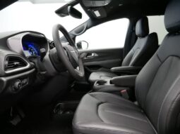 
 Chrysler Pacifica full									