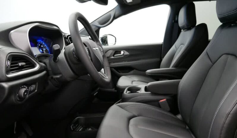 
 Chrysler Pacifica full									