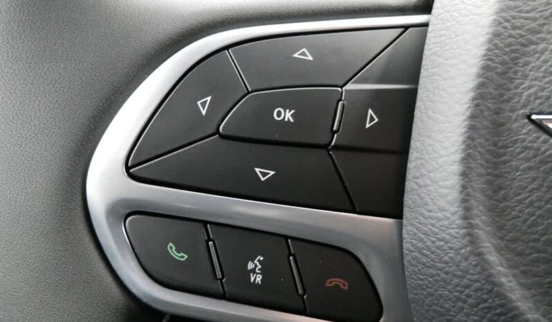 
 Chrysler Pacifica full									