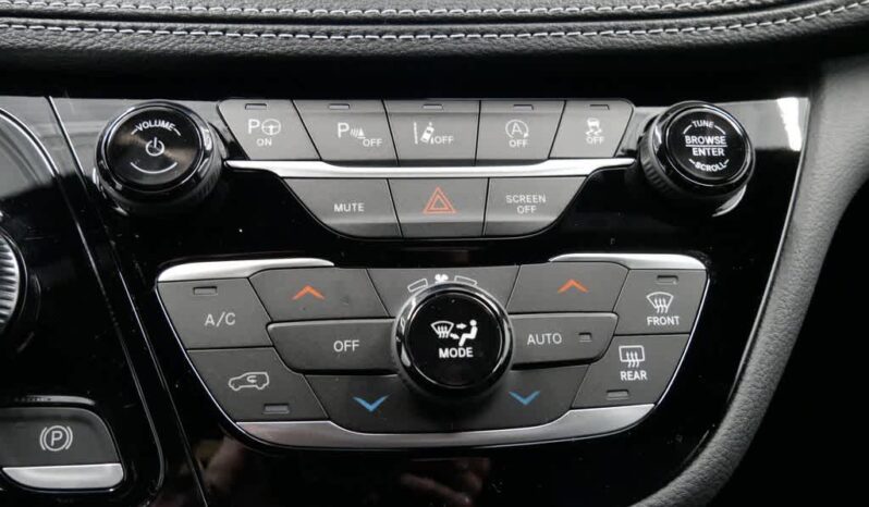 
 Chrysler Pacifica full									