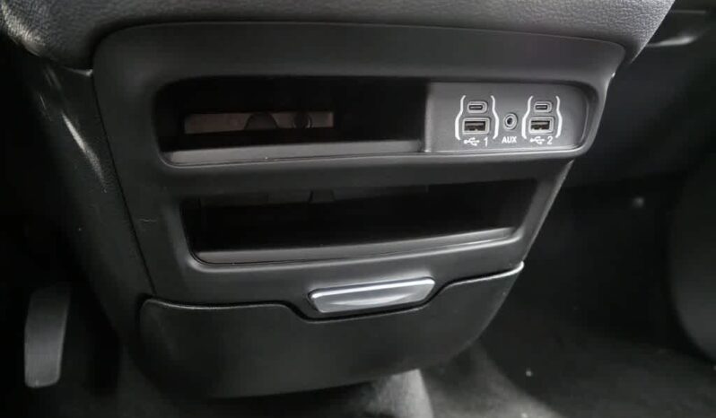 
 Chrysler Pacifica full									