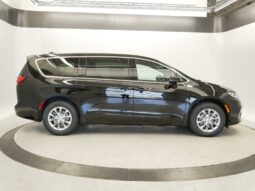 
 Chrysler Pacifica full									