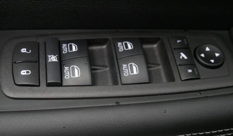 
 Chrysler Pacifica full									