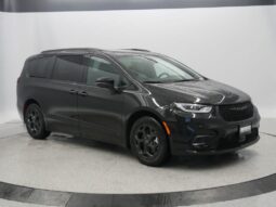 
 Chrysler Pacifica full									