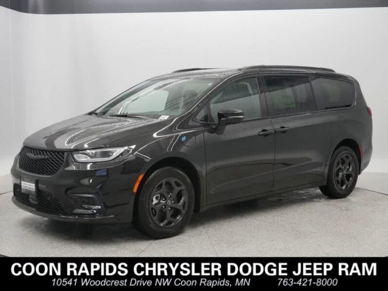 Chrysler Pacifica