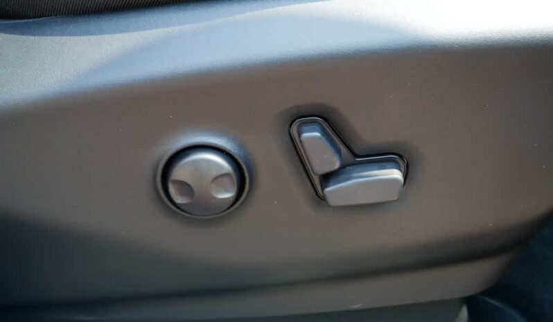 
 Chrysler Pacifica full									