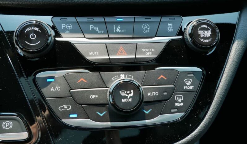 
 Chrysler Pacifica full									