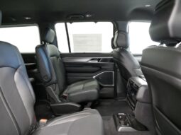 
 Jeep Wagoneer full									