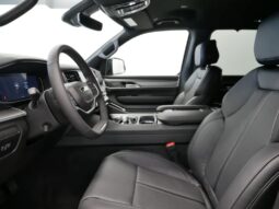 
 Jeep Wagoneer full									
