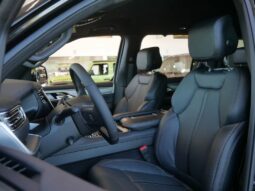 
 Jeep Wagoneer full									