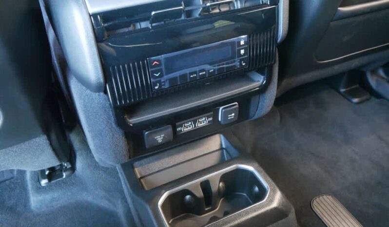
 Jeep Wagoneer full									