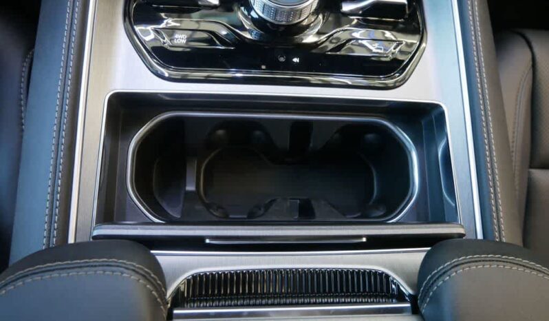 
 Jeep Wagoneer full									